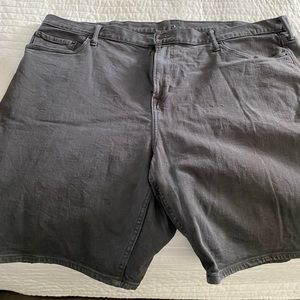 Old Navy shorts. Black stretch denim